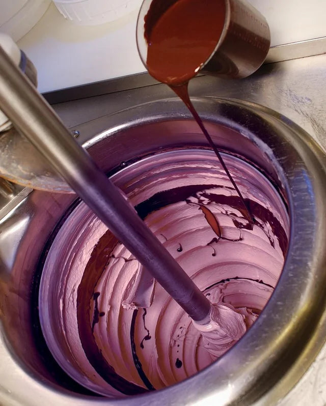 Why French Pot Ice Cream Tastes Creamier