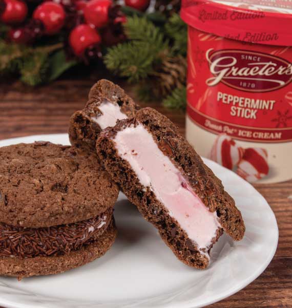 Peppermint Ice Cream Sandwiches With Peppermint Pint 